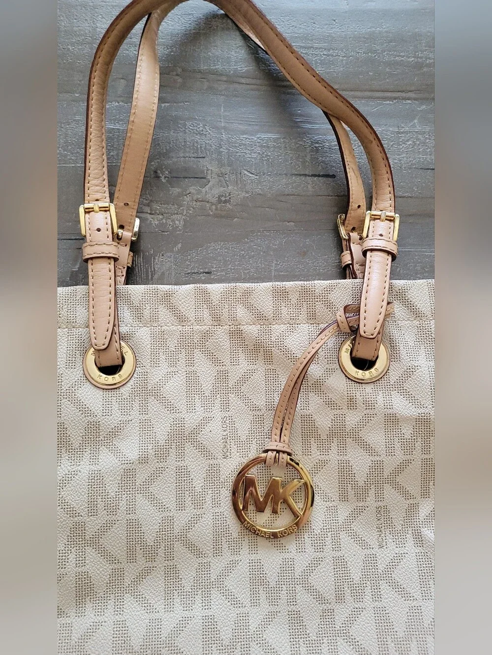 MICHAEL Michael Kors Jet Set Cream Tote Bag